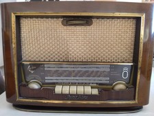 Ancien poste de radio caisson