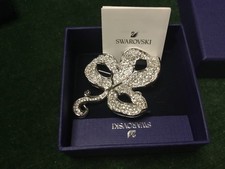 broche pierres swarovski