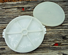 Tupperware 405 White 12" Round