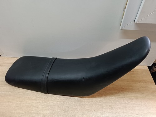 Une selle siege biplace - une,