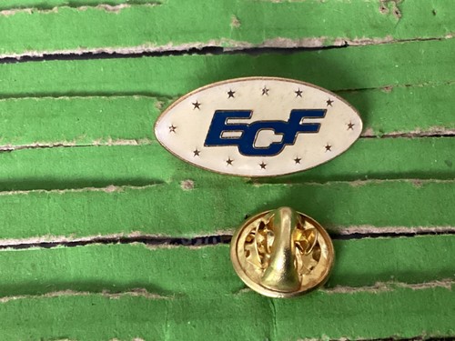 Pins ecf signé - pins,