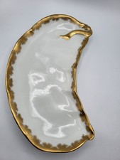 3 assiettes en porcelaine