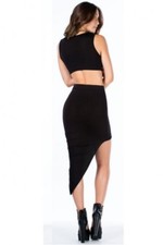 Robe mi-longue asymétrique