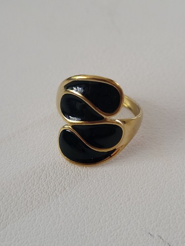 Bague ouverte asymétrique
