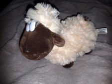 Peluche Mouton Yeux Durs Nicky Toy  L.24cm H.19cm