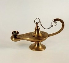 Lampe à huile orientale vintage en laiton gravé – esprit Aladdin – Déco Bohème