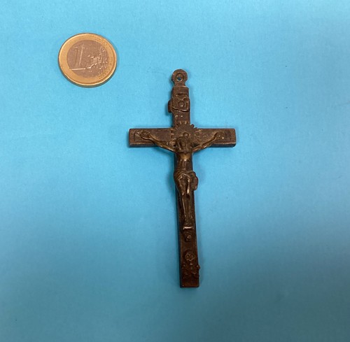 Croix religieuse reliquaire - croix, religieuse,