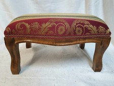 RAR REPOSE-PIEDS  VOLTAIRE STYLE LOUIS PHILIPPE luxueux tissus rouge avec motifs