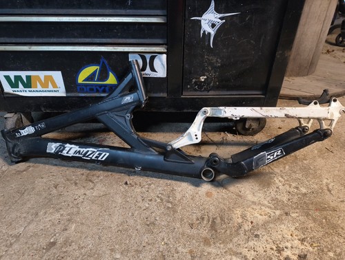Specialized big hit - 2, bike