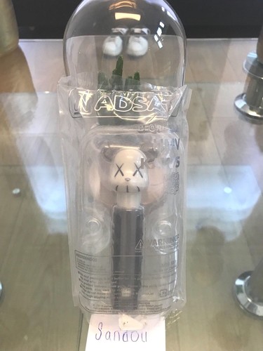 Kaws nadsat hmv dispenser - kaws, 5"