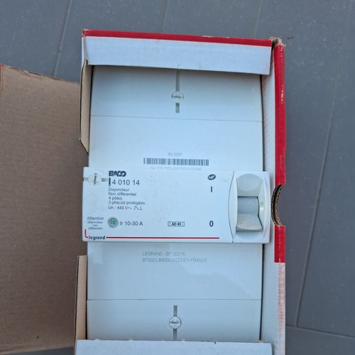 Disjoncteur non differentiel - disjoncteur,