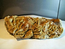 MINÉRAUX.   SIDÉRITE.   Alpes de Haute Provence FRANCE.  Géologie  lithothérapie