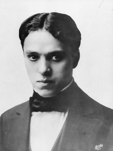 Charlie chaplin photo - ,