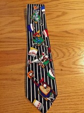 LOONEY TUNES BASEBALL Bugs
