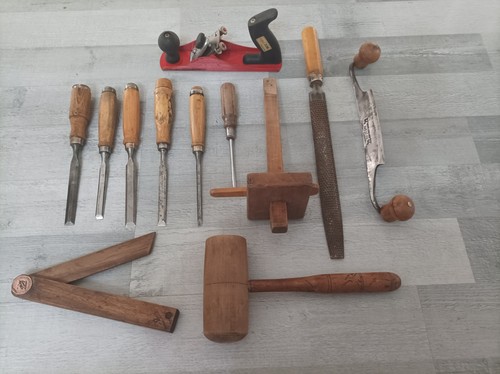 Lot anciens outils de - d'anciens,