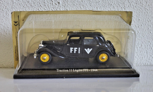 Voiture ixo altaya - 1/43,