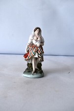 Ancien Porcelaine Figurine Fille Contient Robe Et Chaussures Walks En Eau