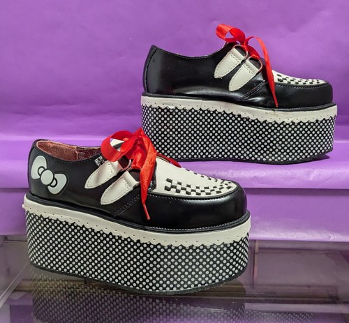 Sanrio rare hello - t.u.k,