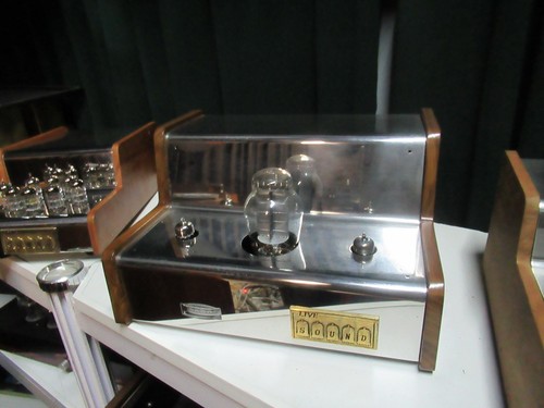 Ampli tube shuman surement - a,