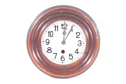 Ancienne horloge murale - ancienne,