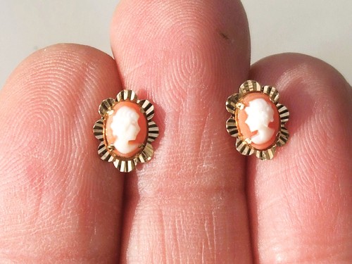 Belles boucles oreilles - boucles, d'oreilles