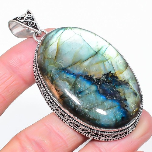Pendentif pierre précieuse