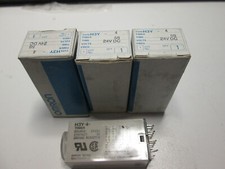 Temporisation OMRON H3Y-4 24VDC 0-5S lot de 3