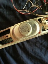 pièces détachées d'une télévision aya modèle : AL32TN820B écran cassé 1