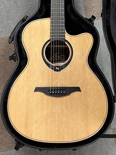 Lag guitars thv30ace used - lag,