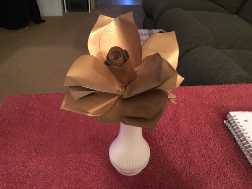 Gold metal rose white - in, milk