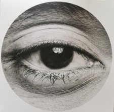 Pone (9) Listen And Donate -