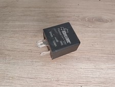 UNE CENTRALE CLIGNOTANT GUILERA MOTO RIEJU 125 MARATHON PRO