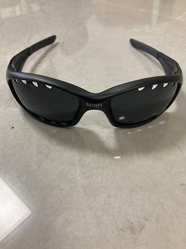 Lunettes soleil oakley - lunettes,