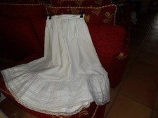 Ancien jupon à