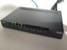 ZyXEL Prestige 314 Routeur ADSL + Switch 4 Ports Ethernet