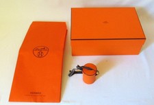 2 BOITES VIDES HERMES RECTANGLE 31X21X11,5 CM, PETITE BOITE RONDE ET SACHET
