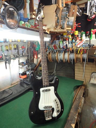 1969 hagstrom bass made - 1969,