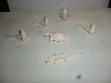 figurines publicitaires CAFE