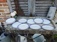 12 assiettes à dessert HBCM