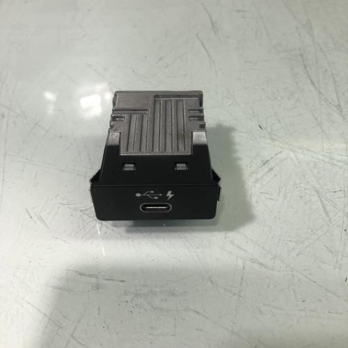 Prise port usb bmw - usb, 1