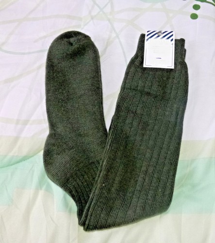 Paire neuve chaussettes - paire,