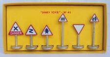 Dinky Toys 41  Original Bon Etat Boite 6 Panneaux Signalisation Route  + Cale