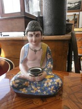 bouddha en porcelaine de