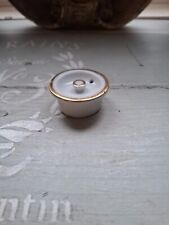 ANCIEN couvercle EN PORCELAINE