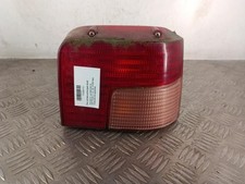 Feu arriere principal droit