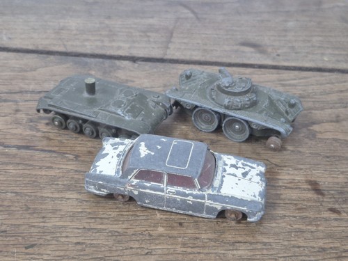 Lot épave dinky - lot, 3