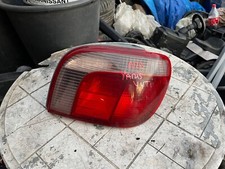 FEUX ARRIERE DROIT (PASSAGER)