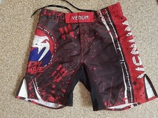 bermuda short Venum homme taille  42 