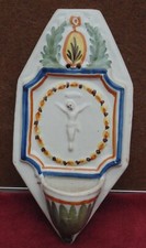 rare magnifique ancien grand  bénitier faience 18 eme model peut courant Nevers 