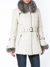 MAGNIFIQUE DOUDOUNE MANTEAU